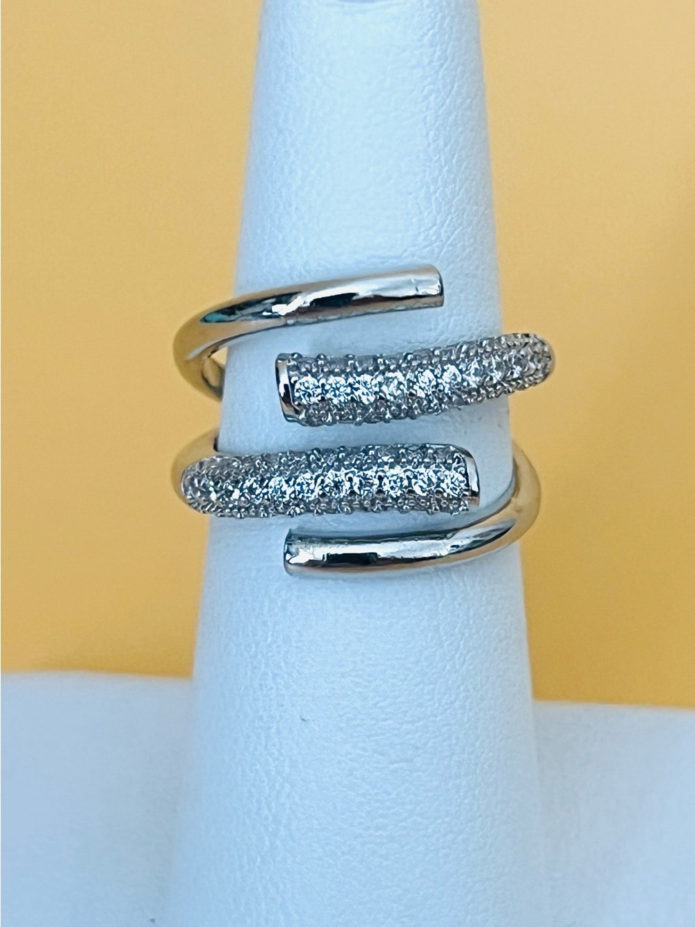 Stainless steel paved Ring with Crystals size 6